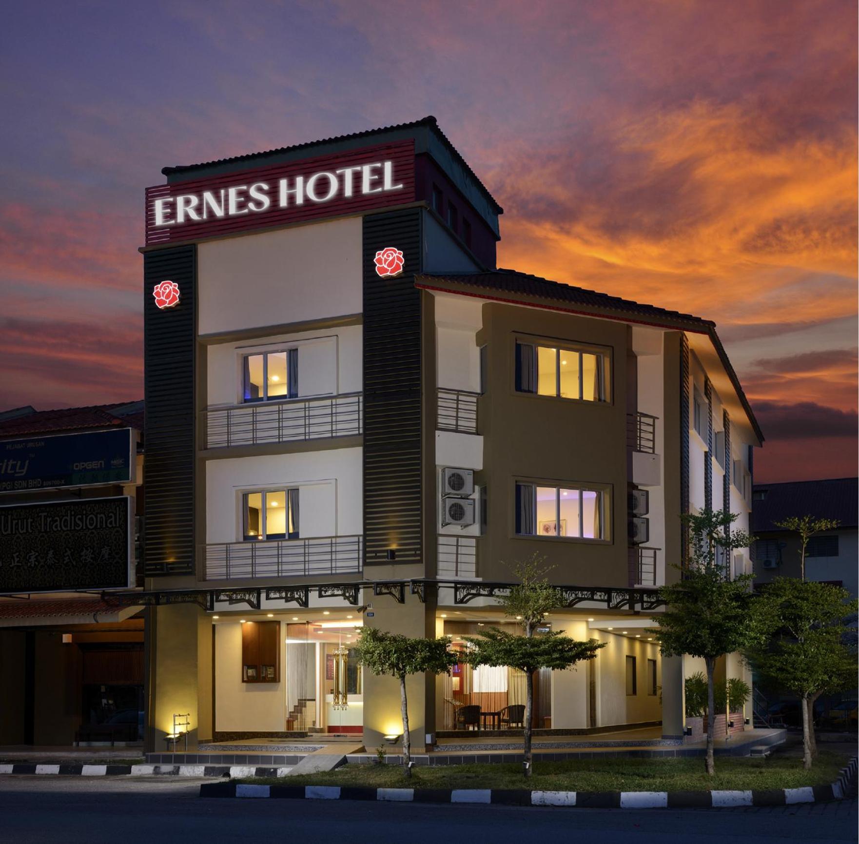 Ernes Hotel Bayu Mutiara Bukit Mertajam Kültér fotó